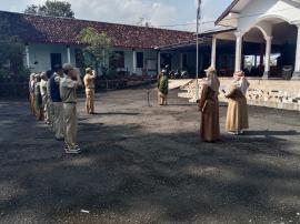 APEL PAGI PAMONG KALURAHAN PUTAT